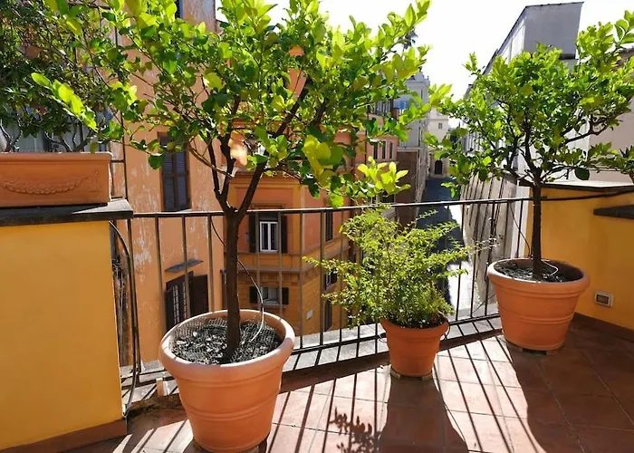 Panoramic Quirinal Penthouse דירה
