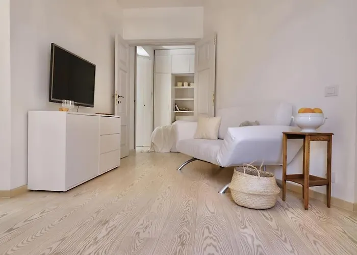 Panoramic Quirinal Penthouse דירה